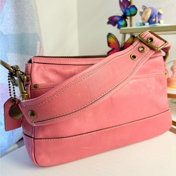 Pink Coach Double Turn lock Legacy - Picture 3 of 15